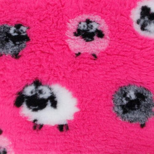 FOXY_FUR__MAKUUALUSTA_PINKKI_LAMMAS