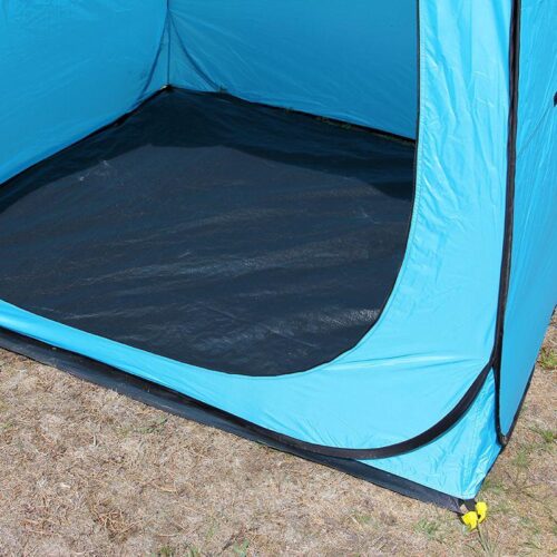 BRAVA_NAYTTELYTELTTA_POP_UP