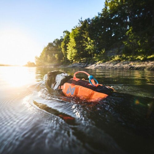 PROTECTOR_LIFE_JACKET__KOIRAN_PELASTUSLIIVIT__Orange